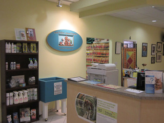 Quail Hollow Animal Hospital front desk