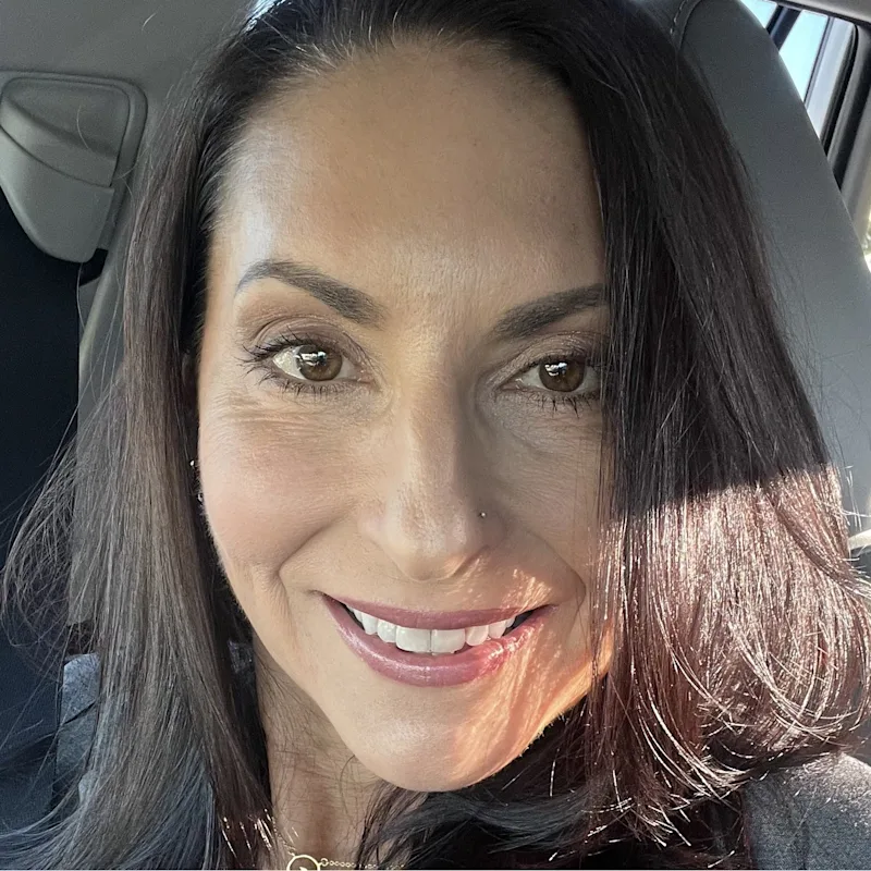 Dr. Tamara Juvan Dr. Tamara Juvan