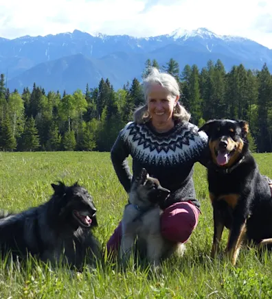 DR. Stephanie Cerny DR. Stephanie Cerny