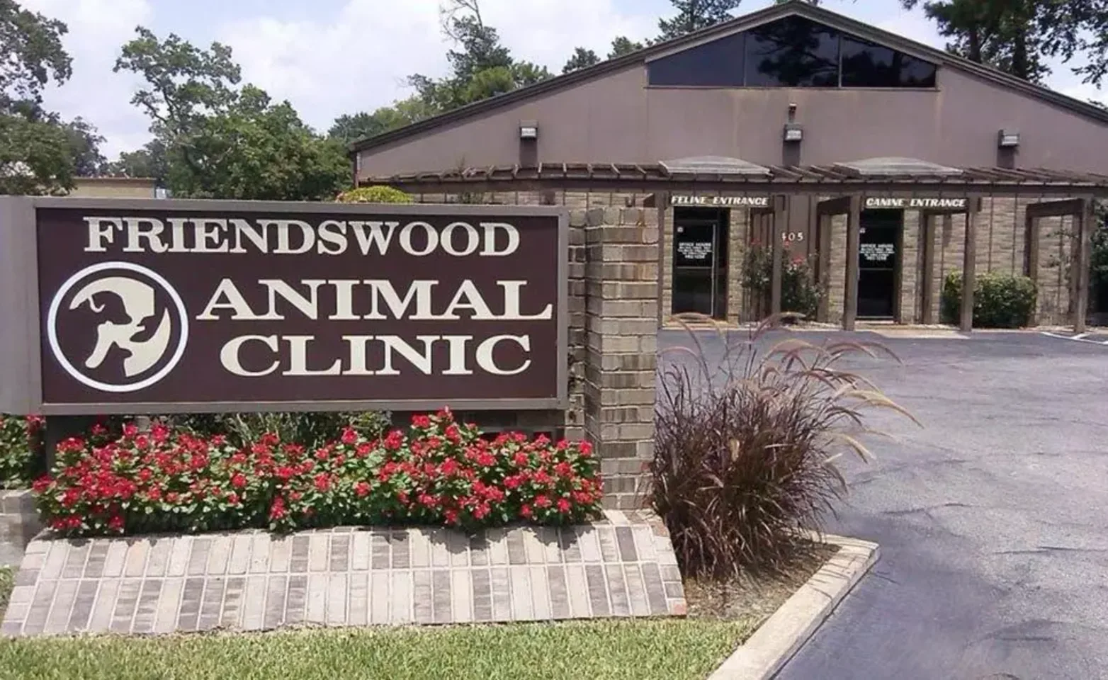 Friendswood Animal Clinic Exterior 