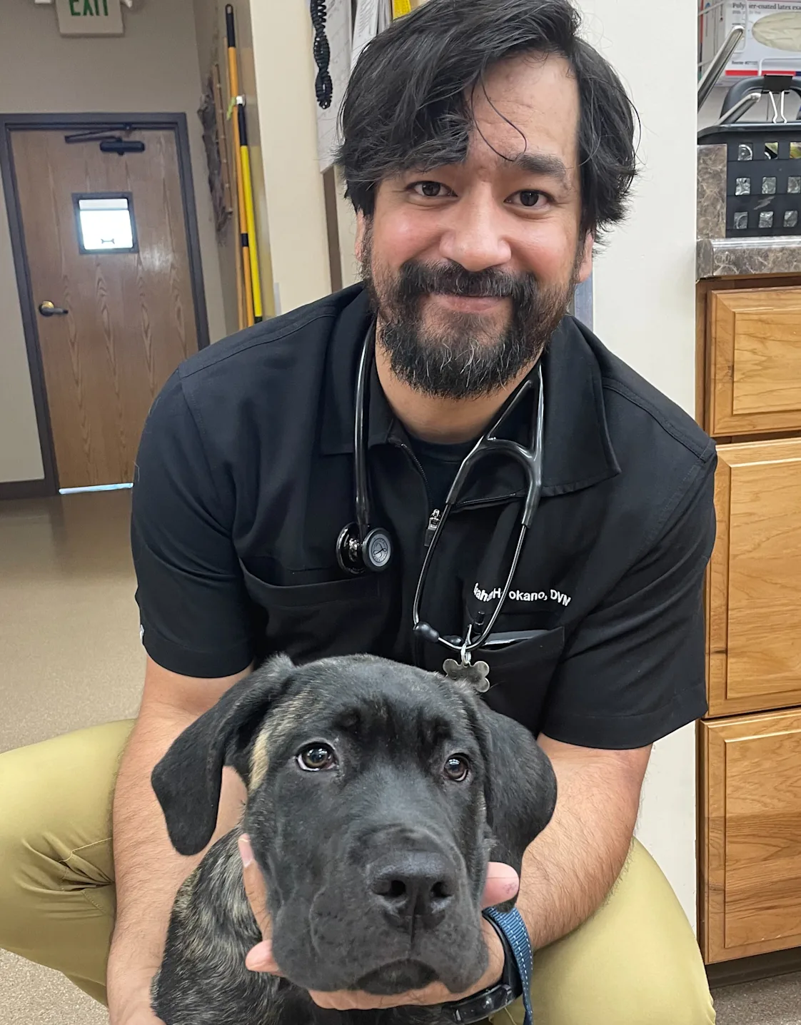 Dr. Graham Hookano Dr. Graham Hookano