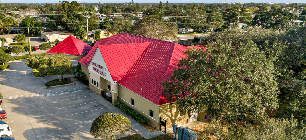 Sign pointing to entrance