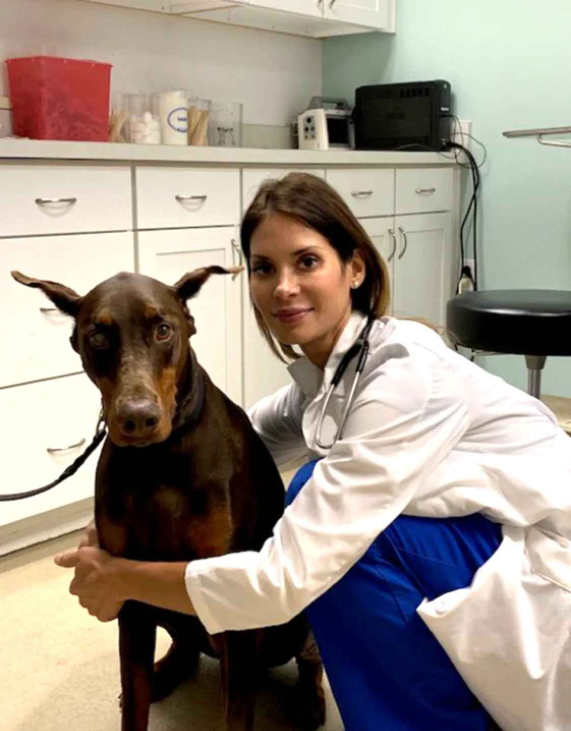 Abigail Walls with a Doberman Abigail Walls with a Doberman