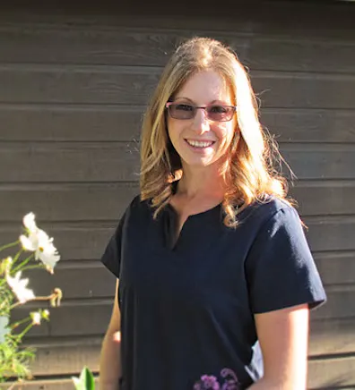 Kim, Assistant at Northwest Equine Veterinary Associates Kim, Assistant at Northwest Equine Veterinary Associates