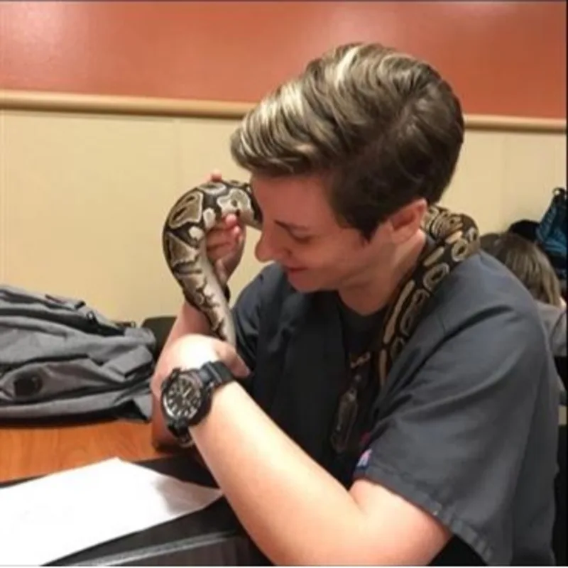 Miranda R. Miranda R.