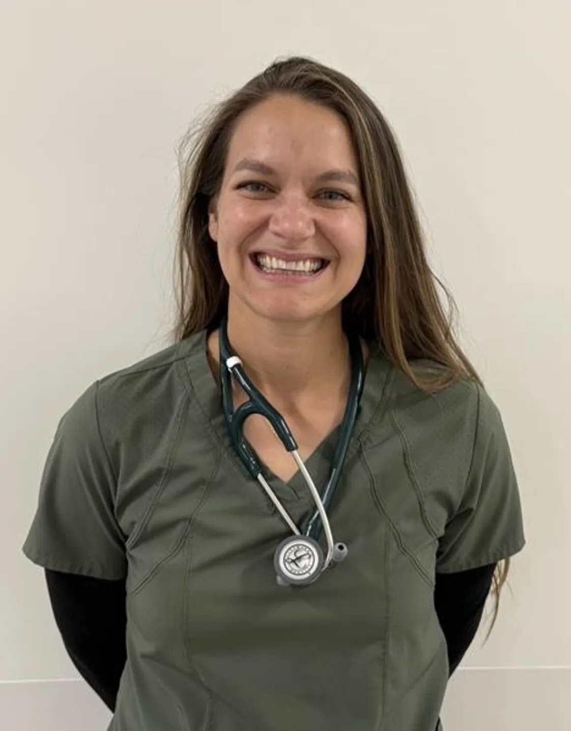 Dr. Robbia Hendrix, DVM Dr. Robbia Hendrix, DVM