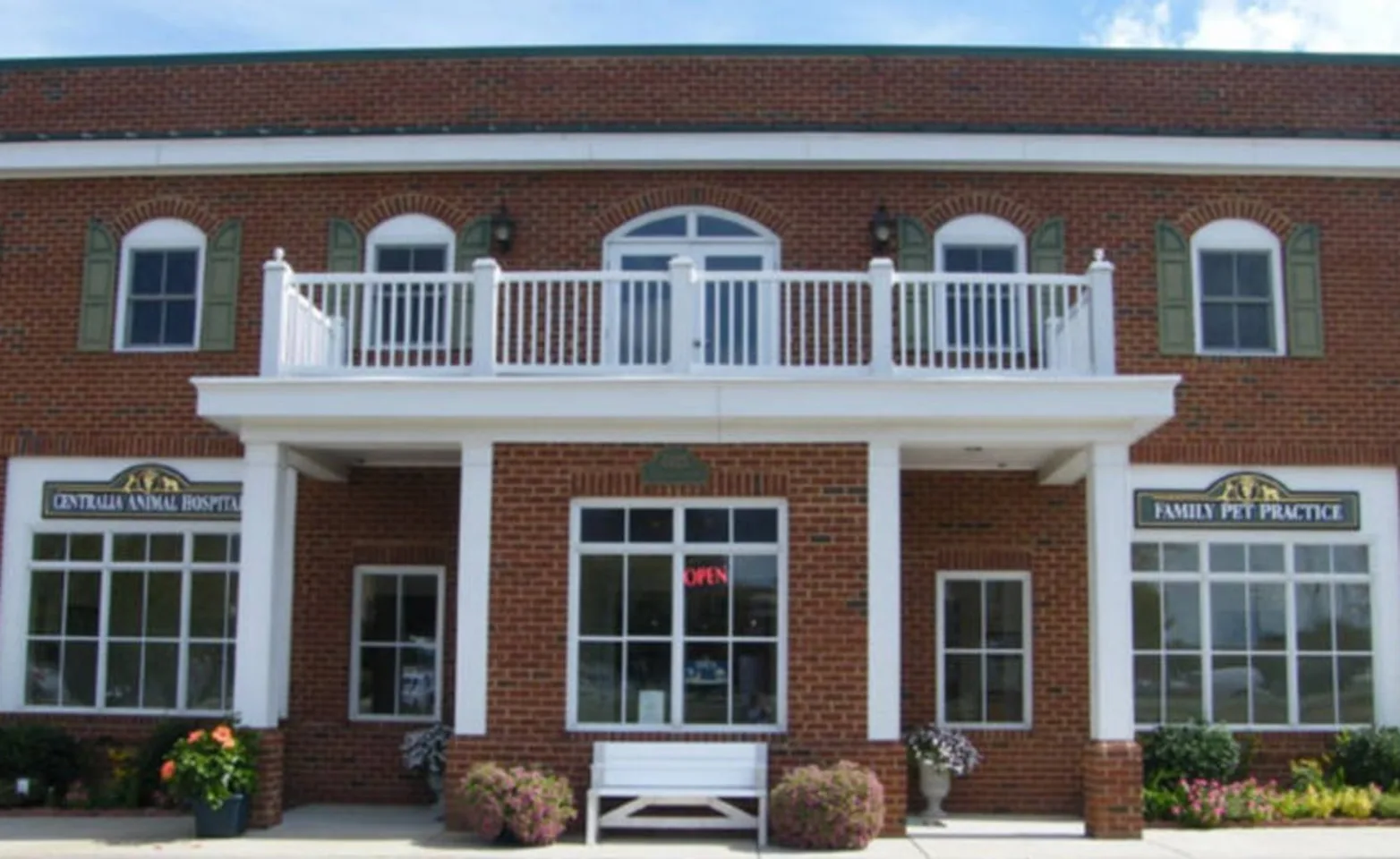 Centralia Animal Hospital Exterior