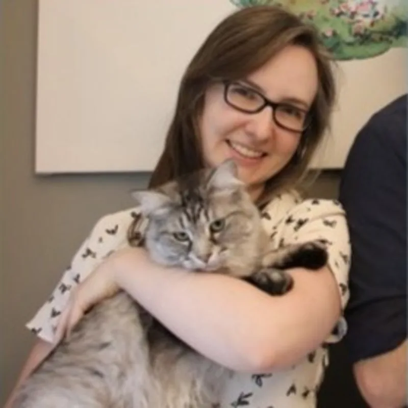 Dr. Sarah Pihowich Dr. Sarah Pihowich