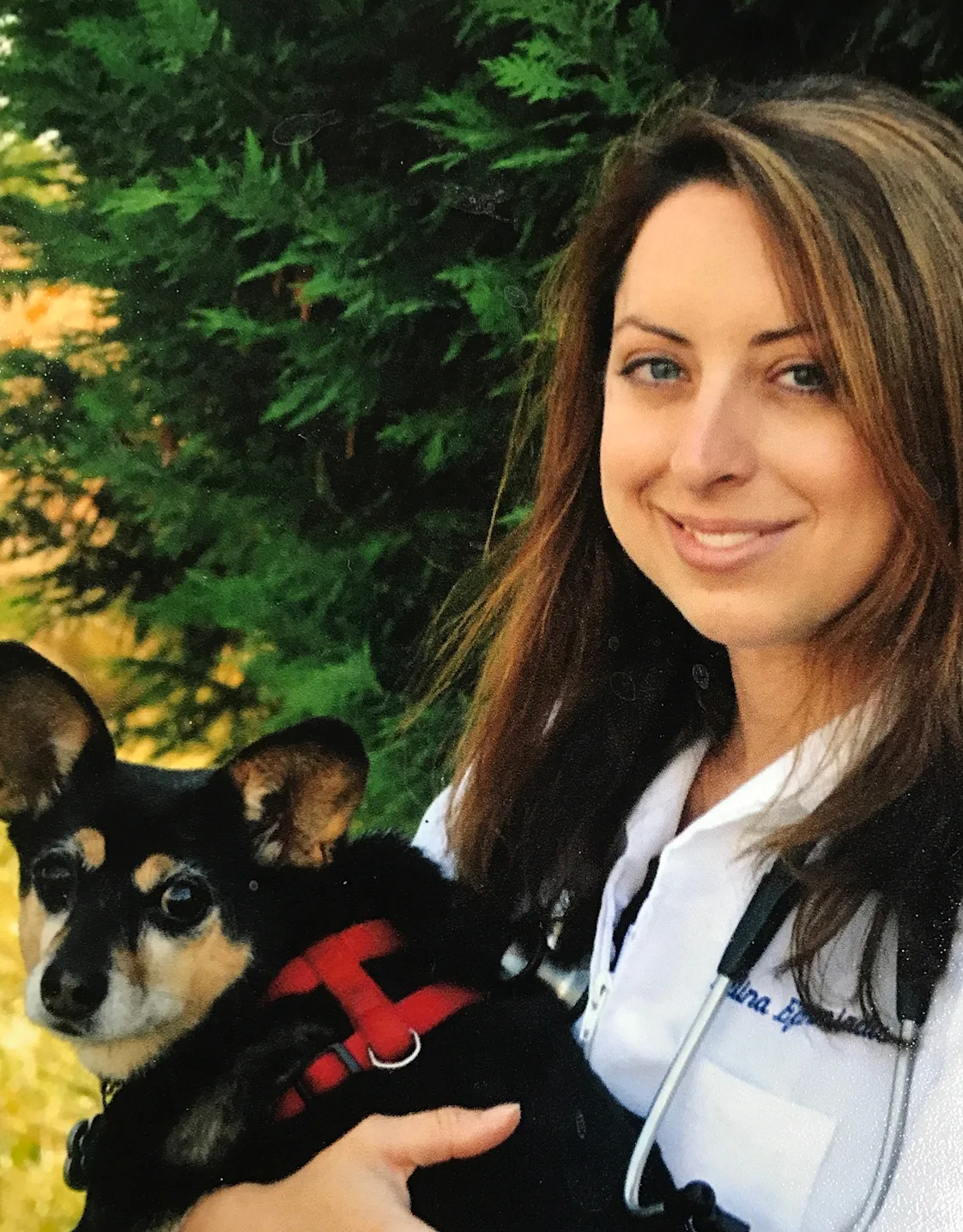 Dr. Melina Efthimiadis Dr. Melina Efthimiadis