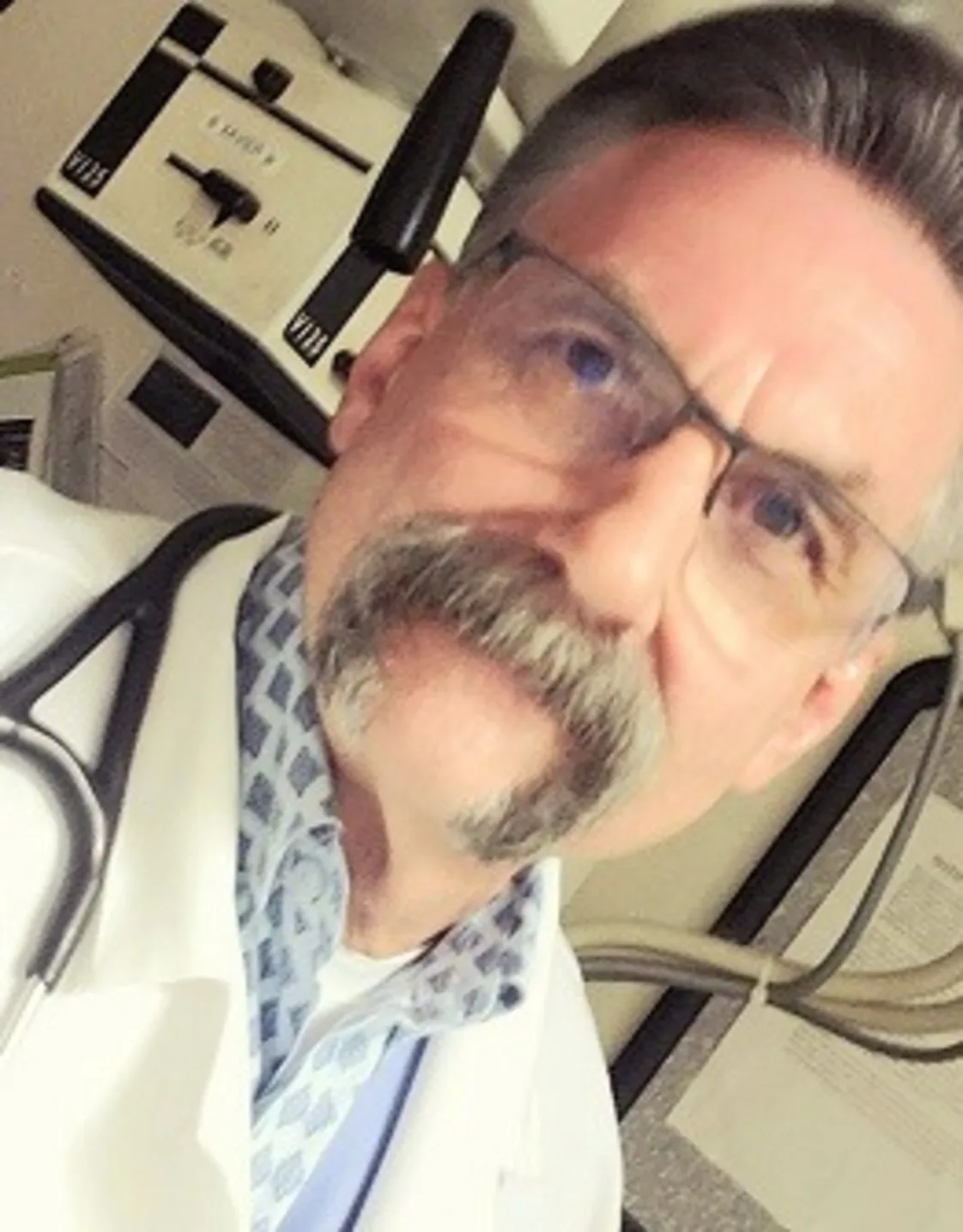 Dr. Brad Goff Dr. Brad Goff