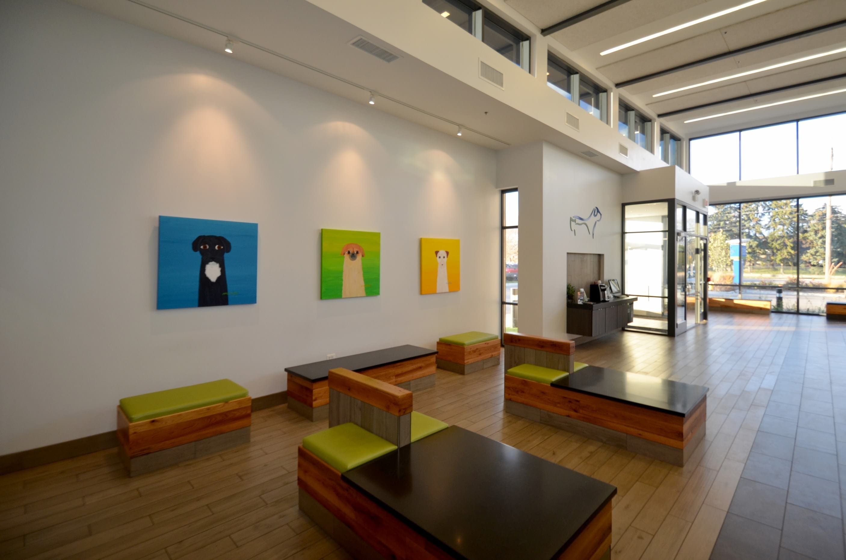 Countryside Veterinary Center lobby area