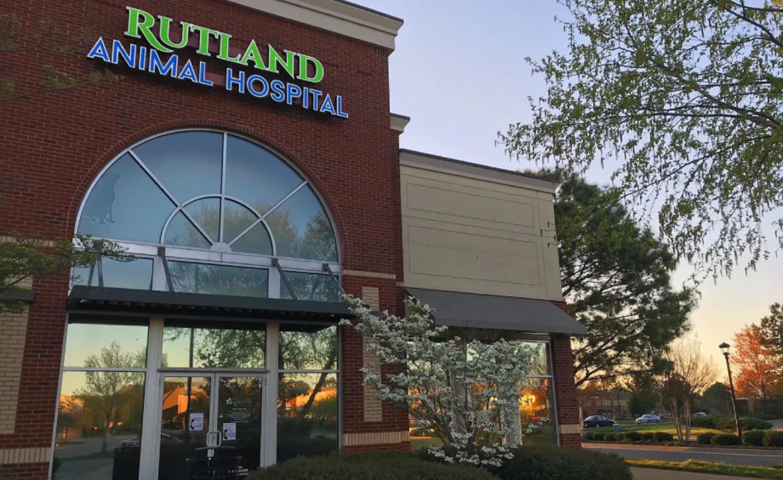 Exterior of Rutland Animal Hospital