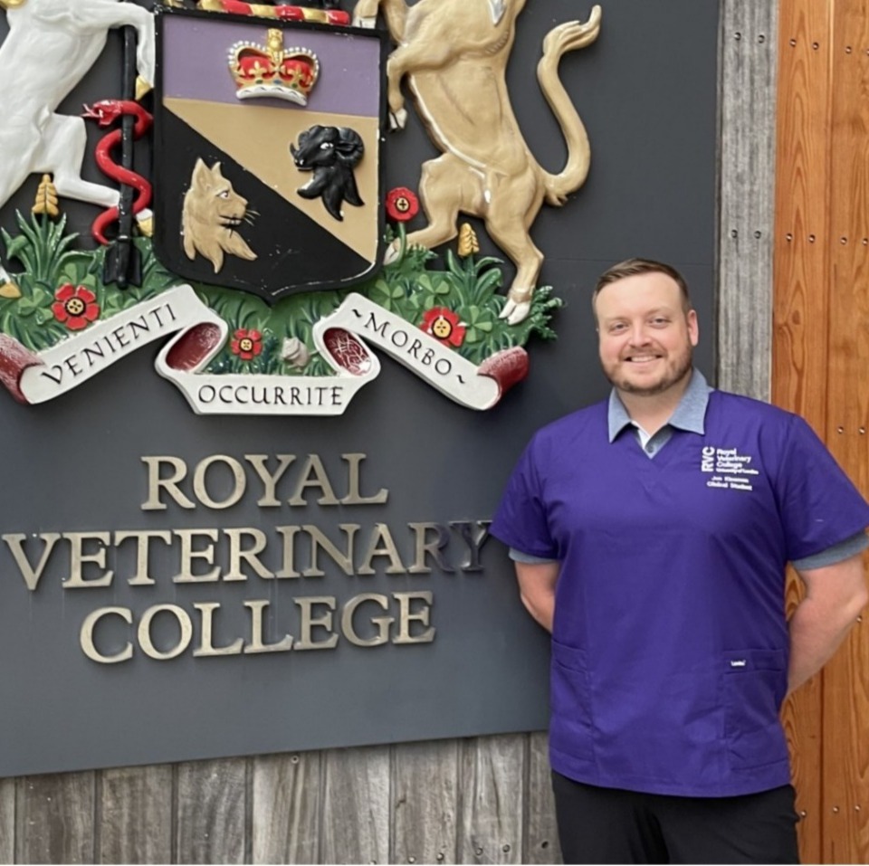 Dr. Jonathan Kinsman