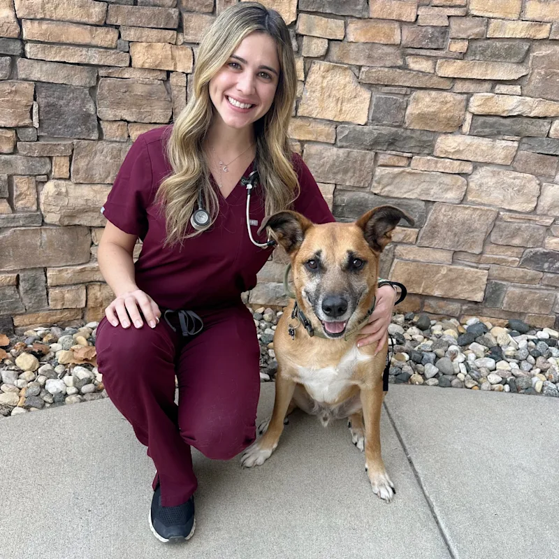 Dr. Caroline Quotizzato Dr. Caroline Quotizzato