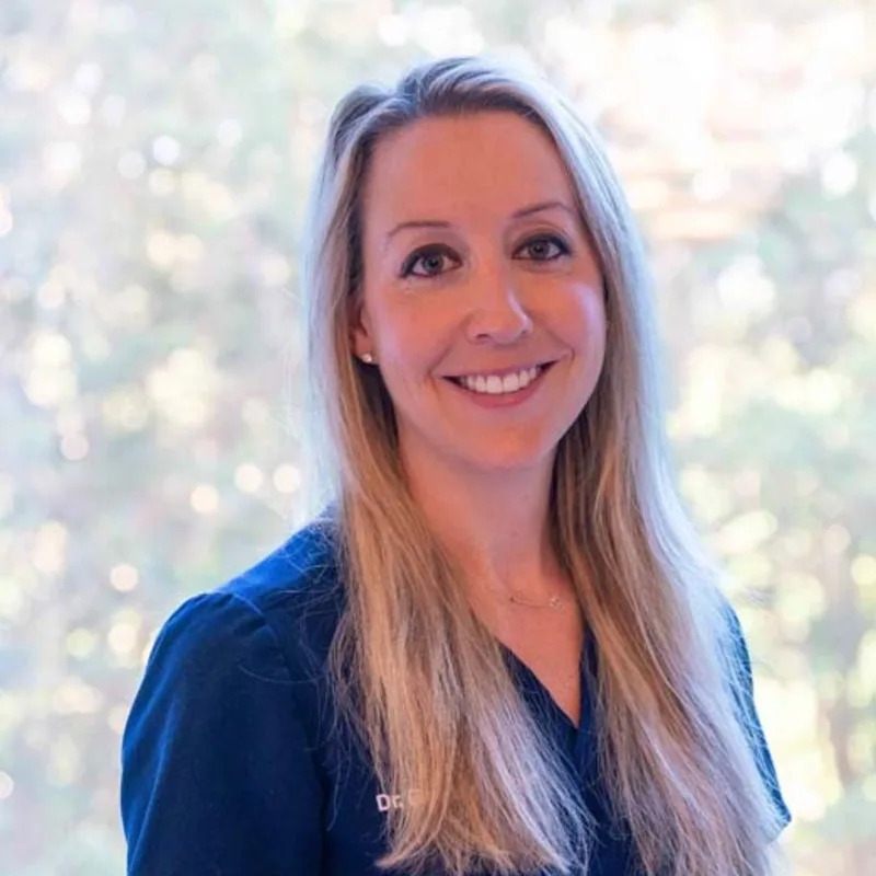 Erin Baysinger, surgery team Erin Baysinger, surgery team