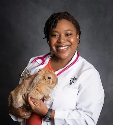 Dr. Janelle Benton Dr. Janelle Benton