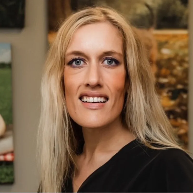 Amanda Johnson Amanda Johnson