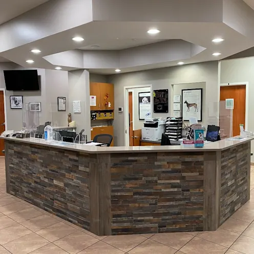 Lobby, front desk at Valley Animal Hospital. Lobby, front desk at Valley Animal Hospital.
