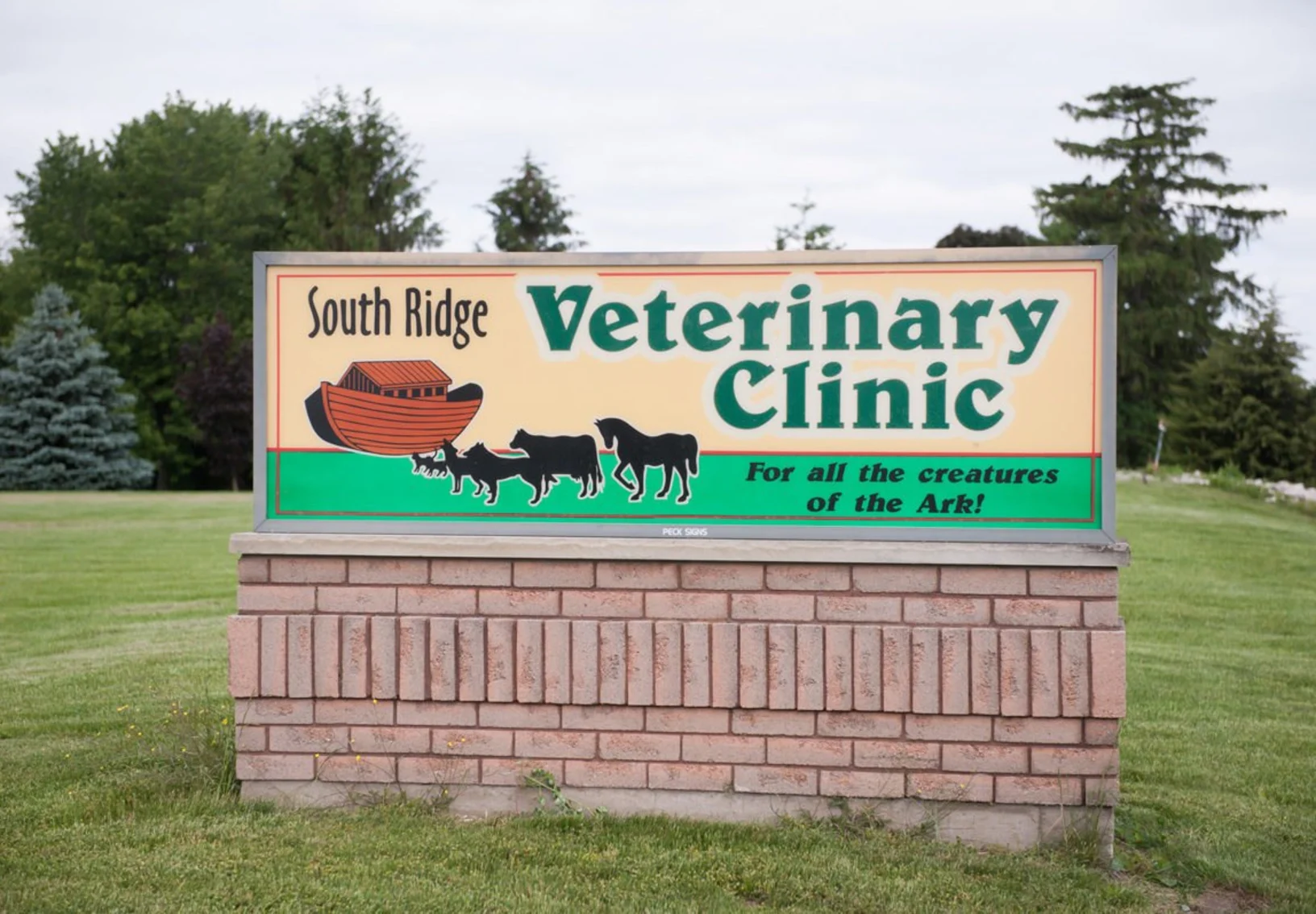 South Ridge Veterinary Clinic Sign South Ridge Veterinary Clinic Sign
