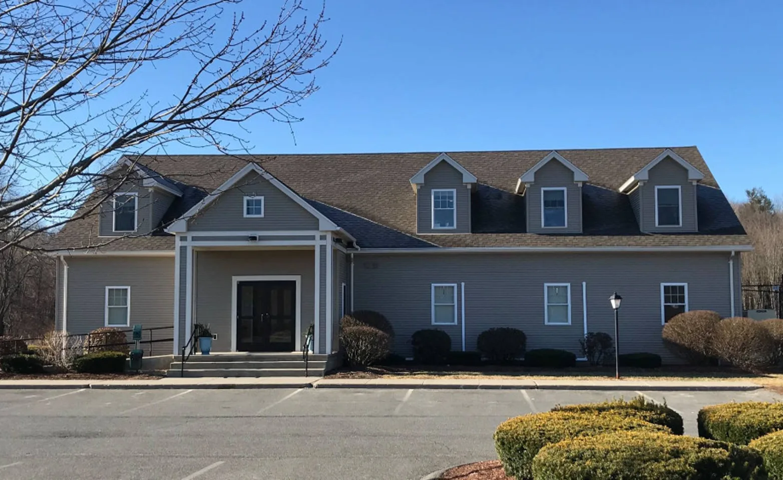 Veterinary Emergency & Specialty Hospital (VESH) Building Exterior - South Deerfield Location Veterinary Emergency & Specialty Hospital (VESH) Building Exterior - South Deerfield Location