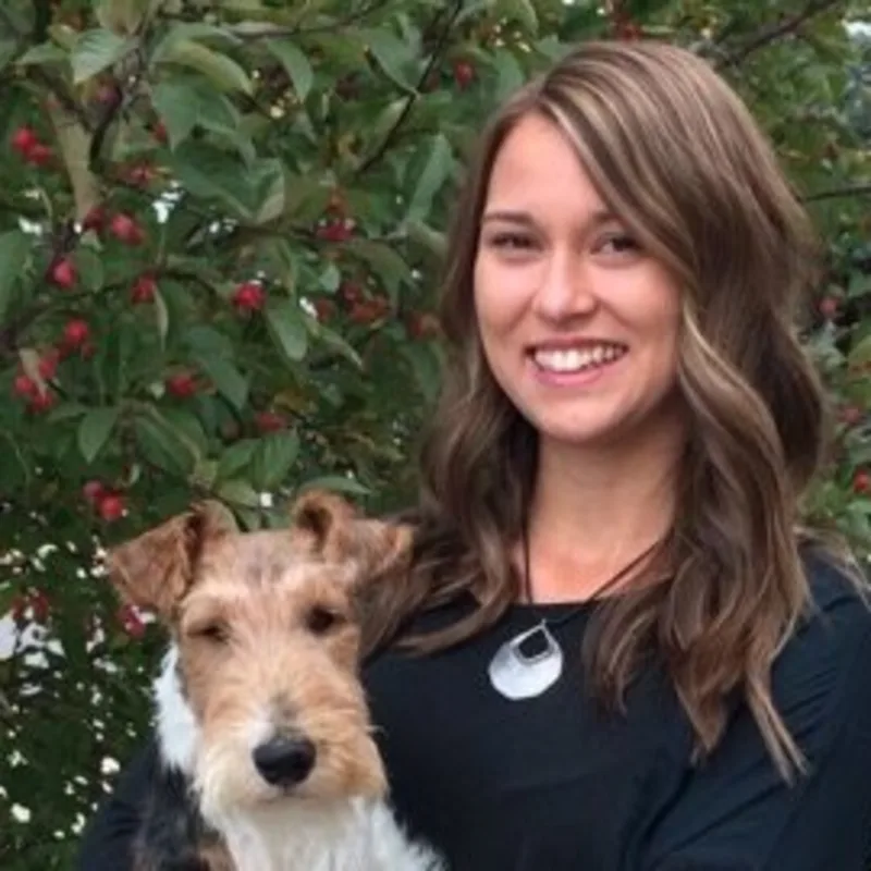 Dr. Alicia Glaser Dr. Alicia Glaser