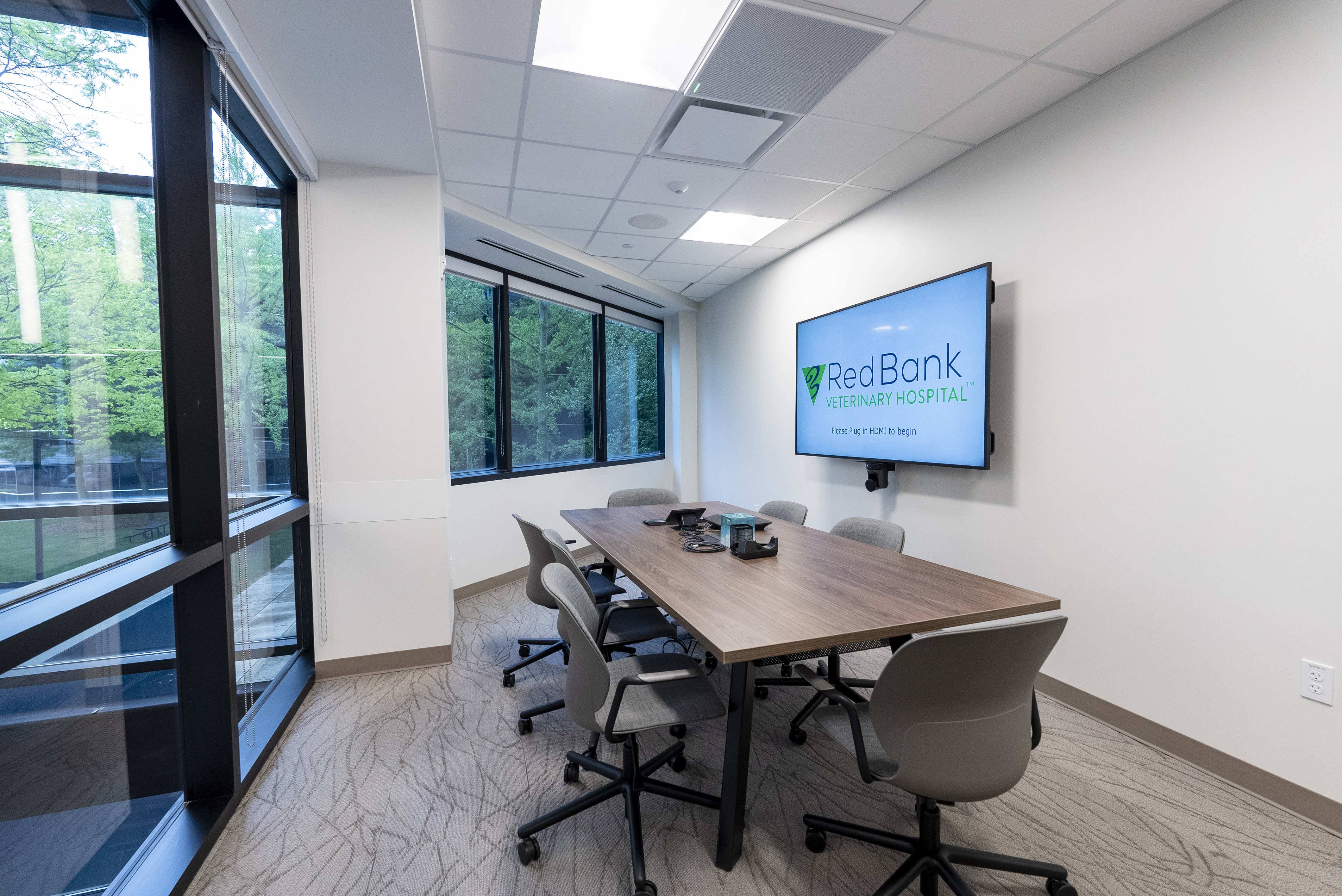 Red Bank Veterinary Hospital Tinton Falls meeting room