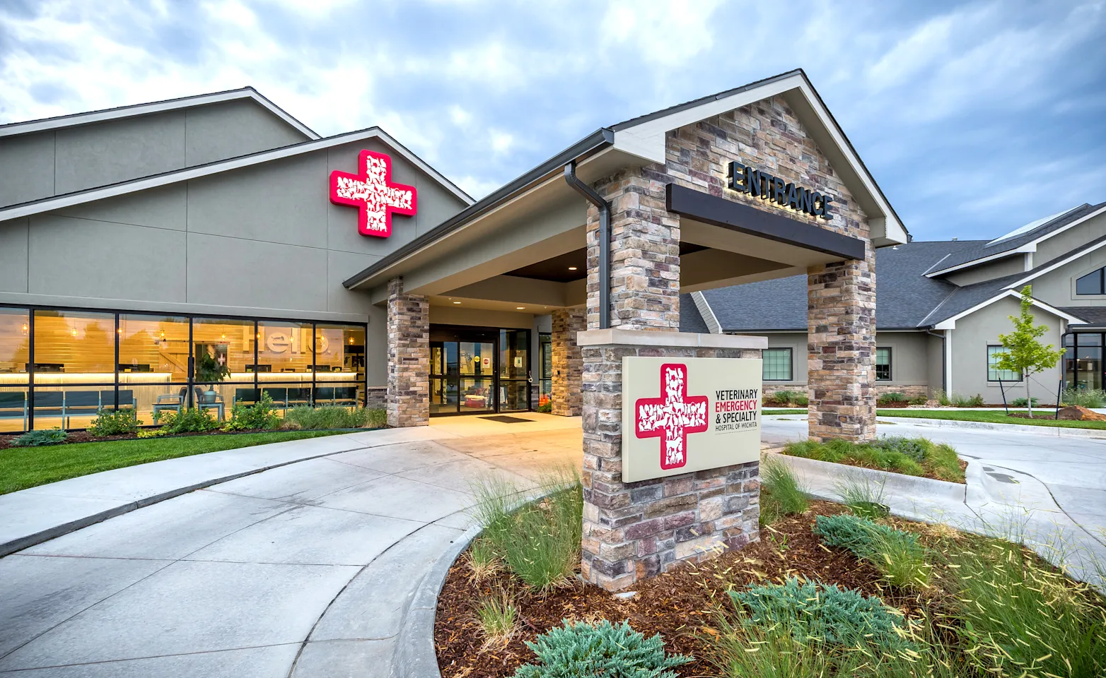Emergency veterinary care in Wichita, KS, at Veterinary Emergency & Specialty Hospital Emergency veterinary care in Wichita, KS, at Veterinary Emergency & Specialty Hospital