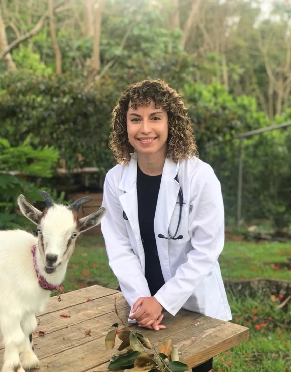Dr. Nicole Lopez Vargas Dr. Nicole Lopez Vargas