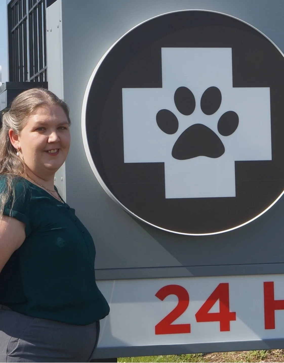 Dr. Carrie Kurtz from Animal Care Center of Plainfield Dr. Carrie Kurtz from Animal Care Center of Plainfield