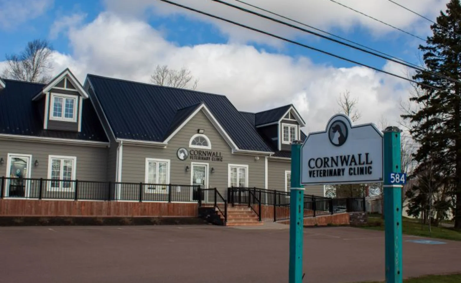Cornwall Veterinary Clinic, Clinic Front and Sign Cornwall Veterinary Clinic, Clinic Front and Sign