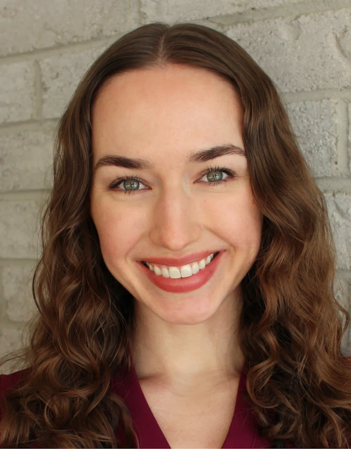 Dr. Carmen Salayka Dr. Carmen Salayka