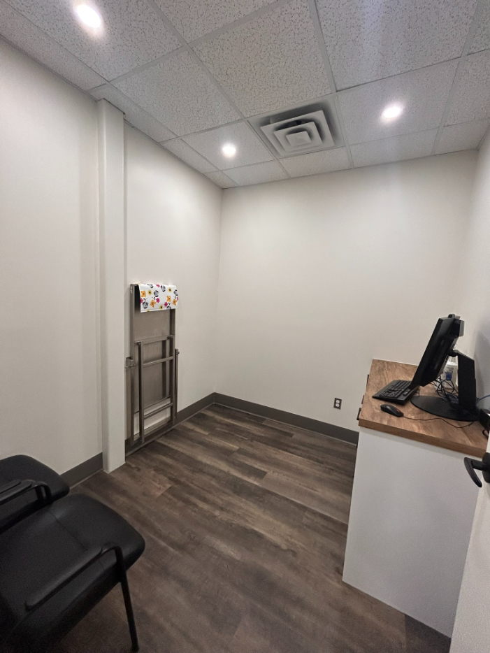 Abbotsford Animal Hospital Exam Room 1