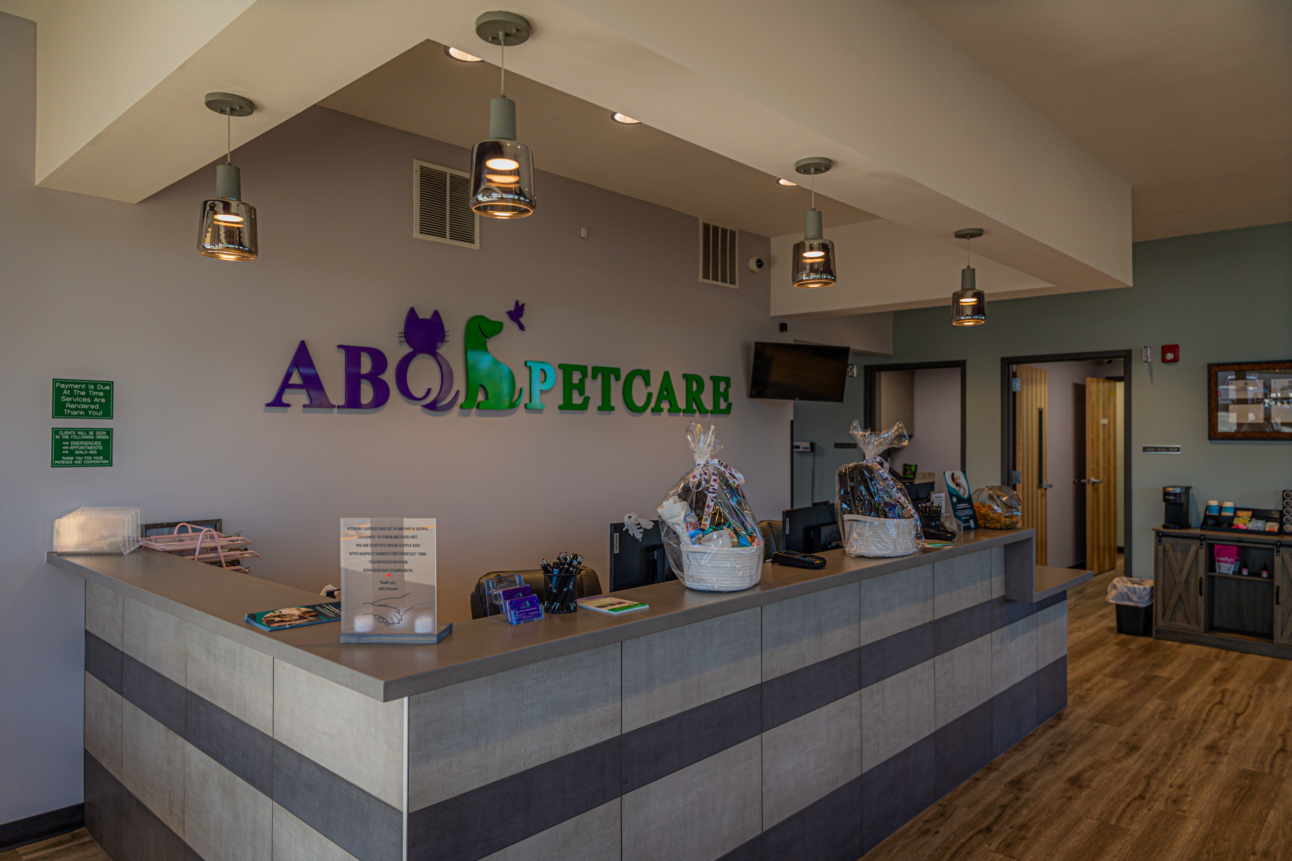 Reception Desk at ABQ Petcare Hospital