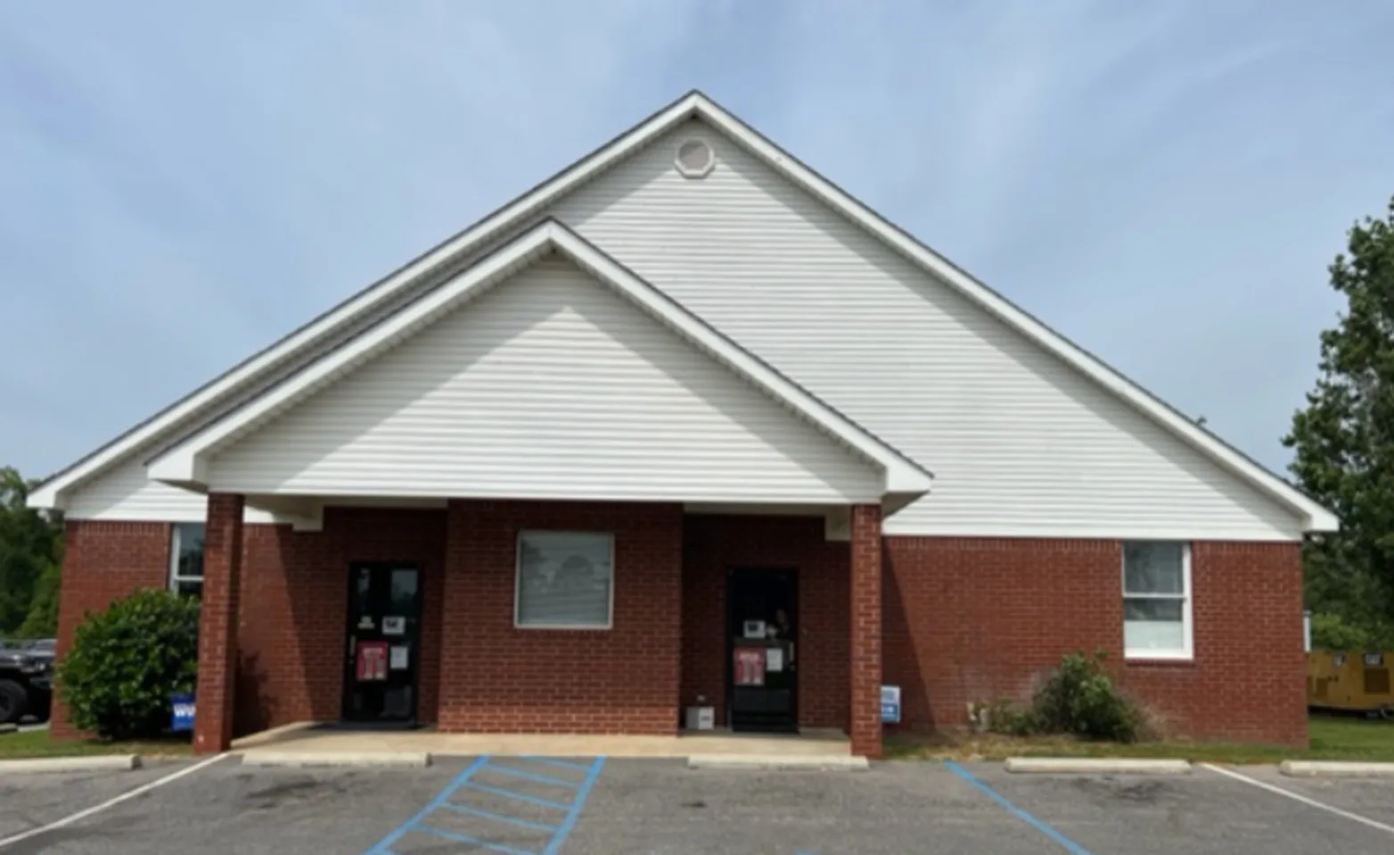 Central Baldwin Veterinary Hospital Building Exterior Central Baldwin Veterinary Hospital Building Exterior