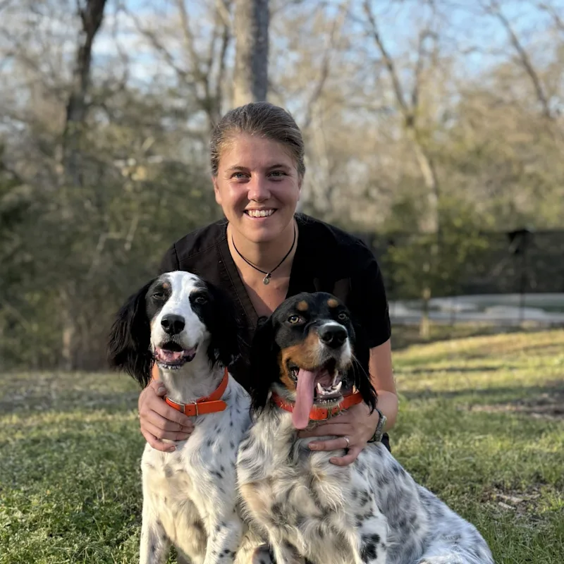 Dr. Jessie Kmietsch Dr. Jessie Kmietsch