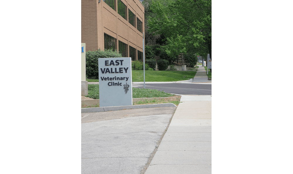East Valley Veterinary Clinic Entrance sign