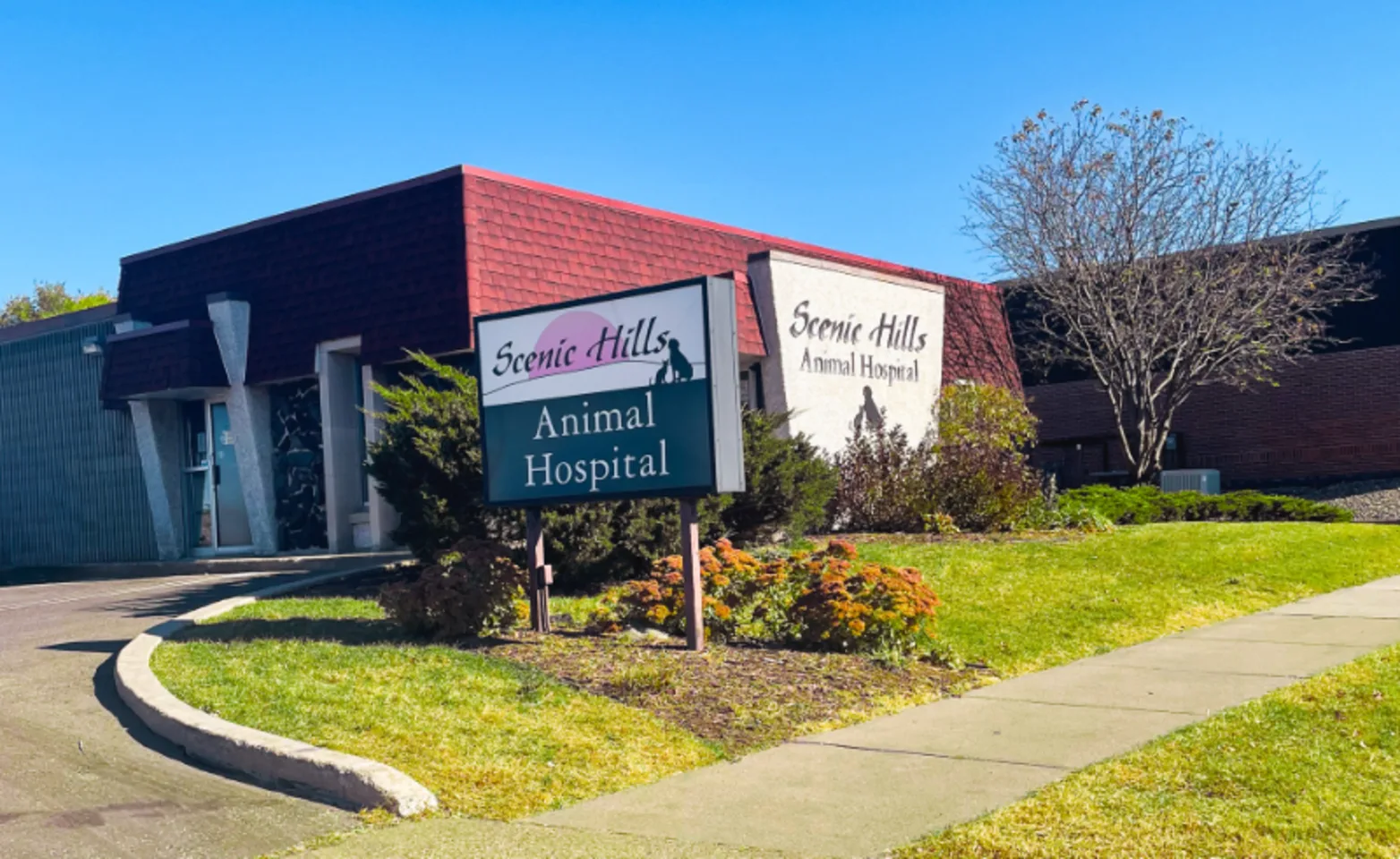 Exterior of Scenic Hills Animal Hospital building Exterior of Scenic Hills Animal Hospital building