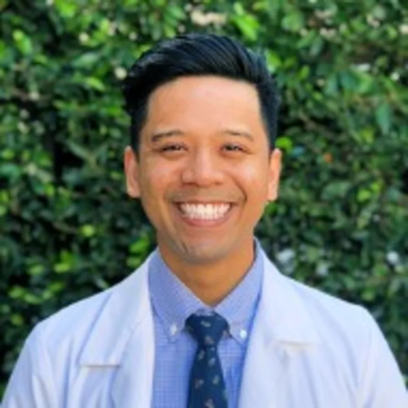 Dr. Sean Pador Dr. Sean Pador