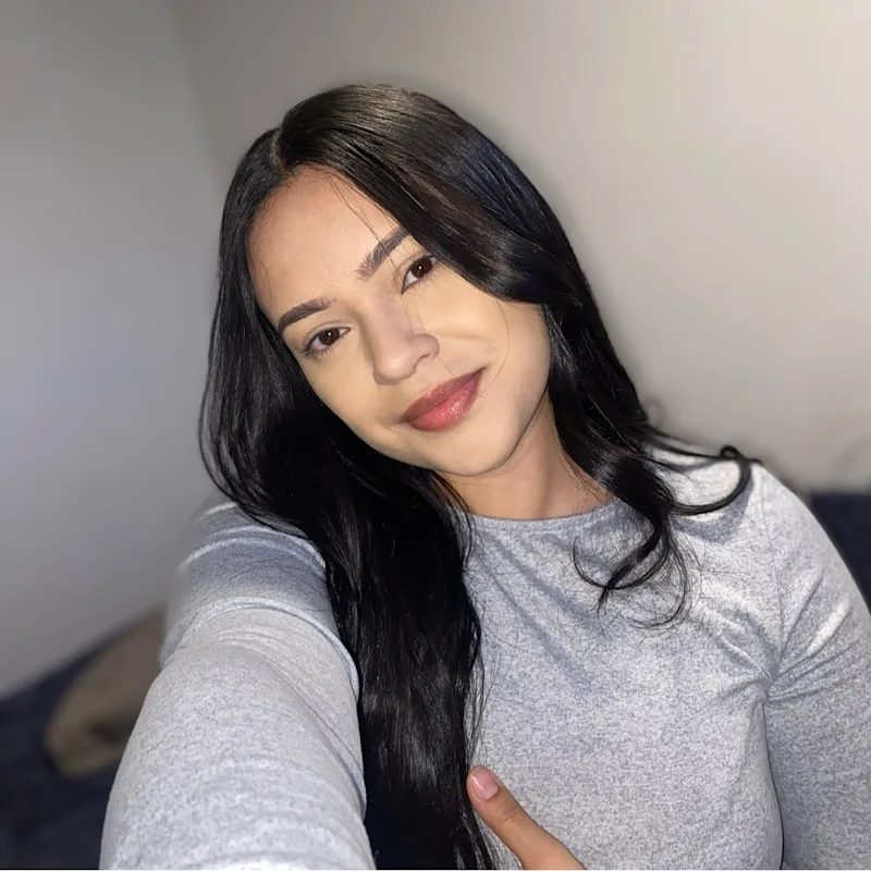 Gabriela Flores Gabriela Flores