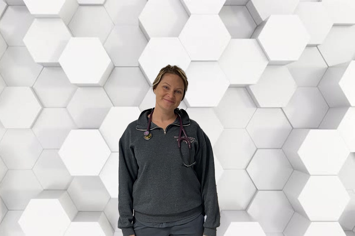 Dr. Jessica Delgato Seven Hills Pet Clinic