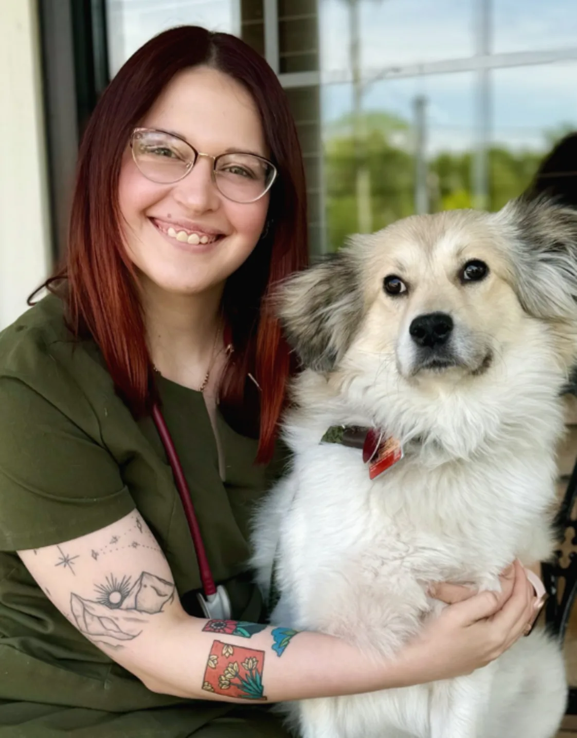 Allie Moyern with a white dog Allie Moyern with a white dog