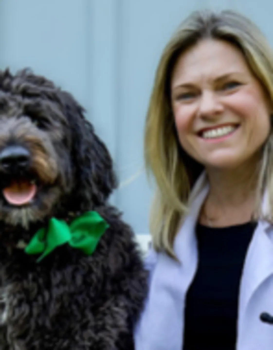 Dr. Nicole Mercurio Dr. Nicole Mercurio