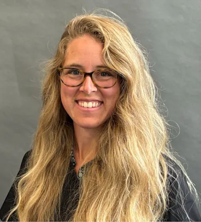 Sari Campbell., LVT Sari Campbell., LVT