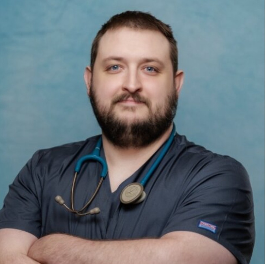 Nicholas Mockus, DVM