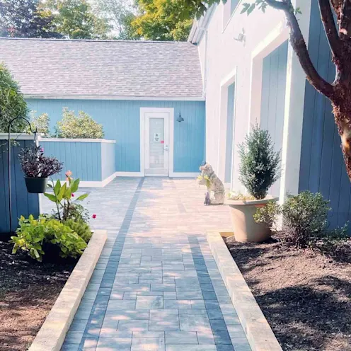 Outside Walkway to East Brook Animal Hospital Outside Walkway to East Brook Animal Hospital