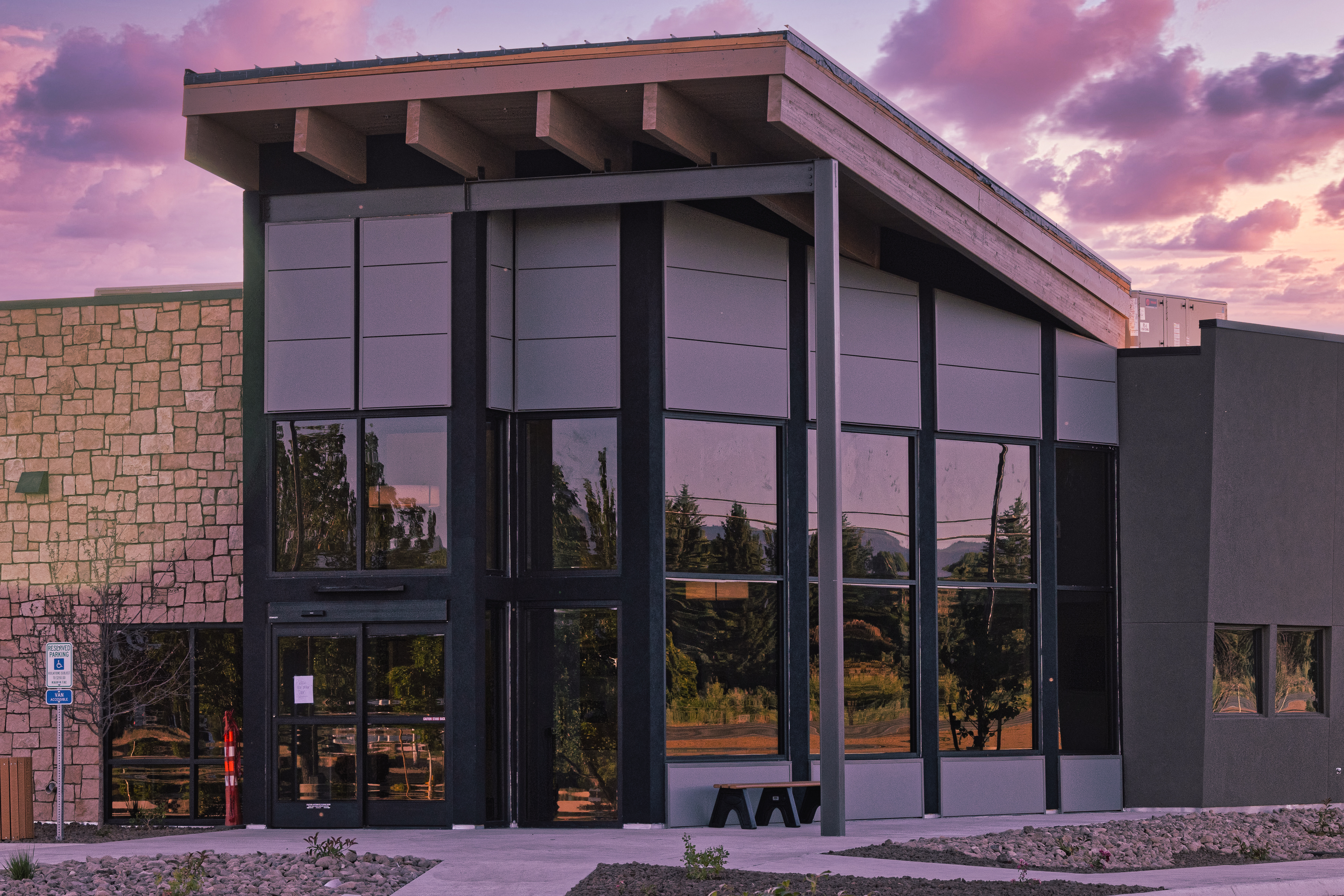 Carson Valley Veterinary Hospital Exterior
