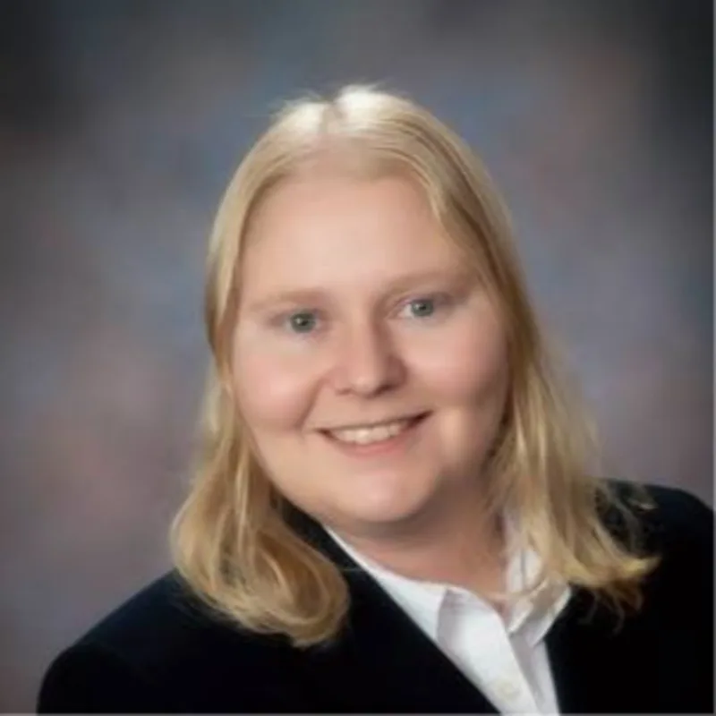 Dr. Sarah Pooch Dr. Sarah Pooch