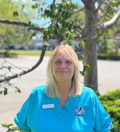 Vero Beach Veterinary Hospital's Lesley Vero Beach Veterinary Hospital's Lesley