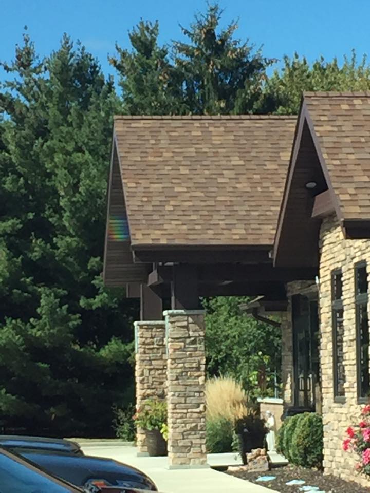 Willow Springs Veterinary Clinic front of building
