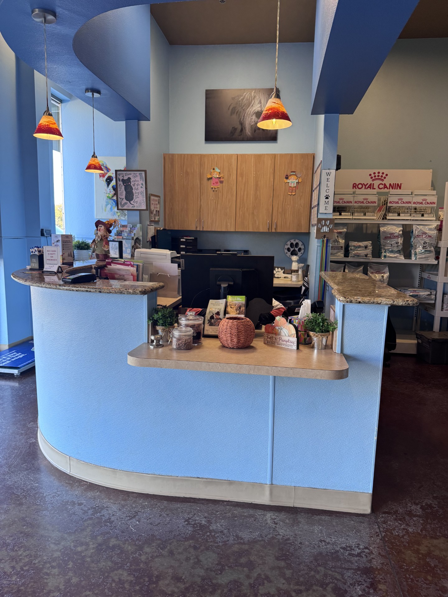 Reception desk at Mira Lagos Animal Clinic